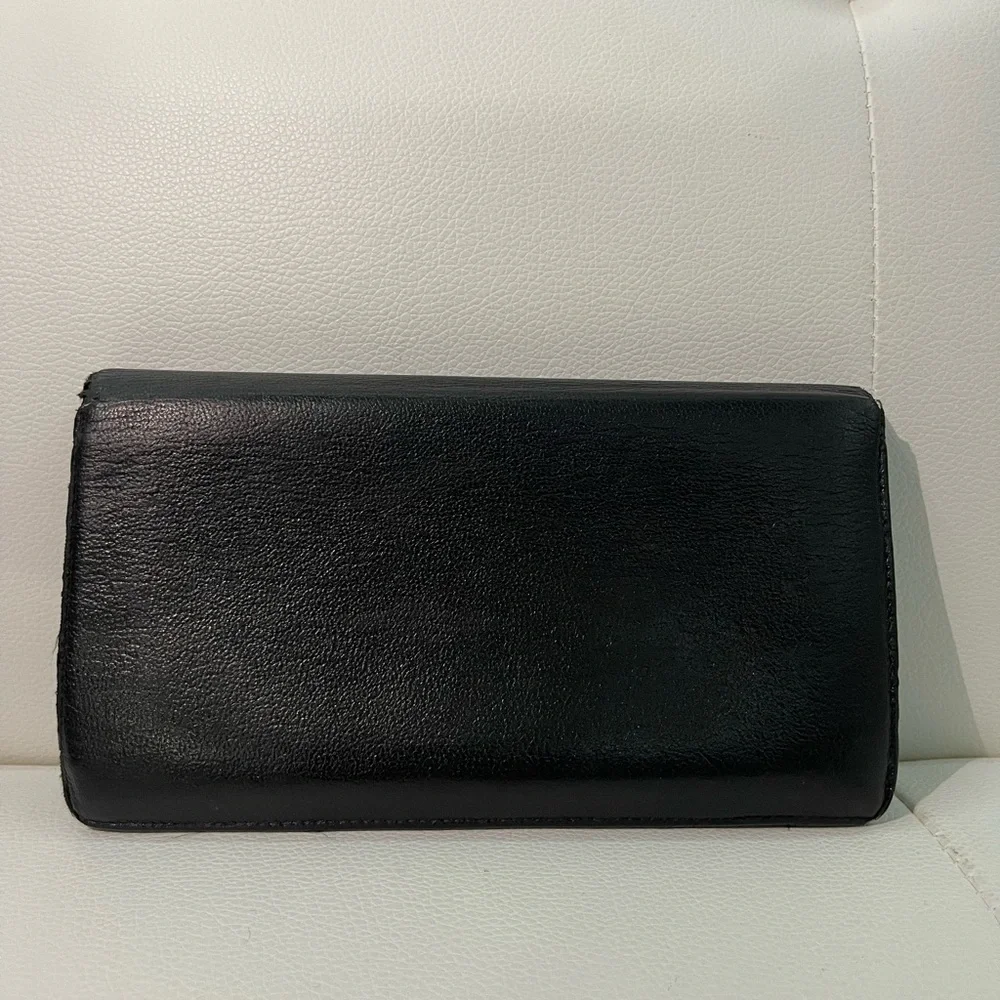 Authentic CHANEL CC Purse Wallet - Picture 4 of 9